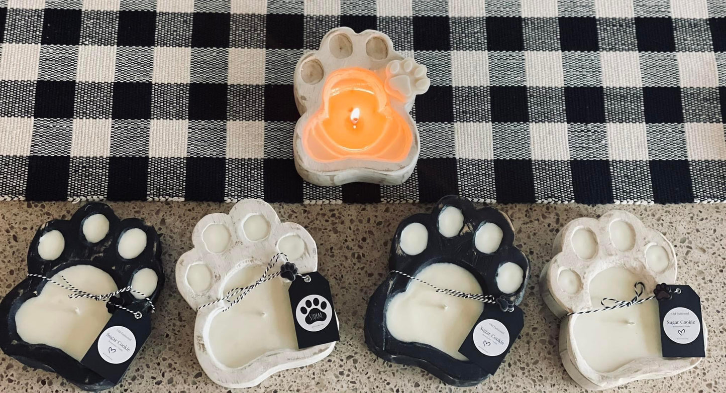 Paw Print Candle 🐾