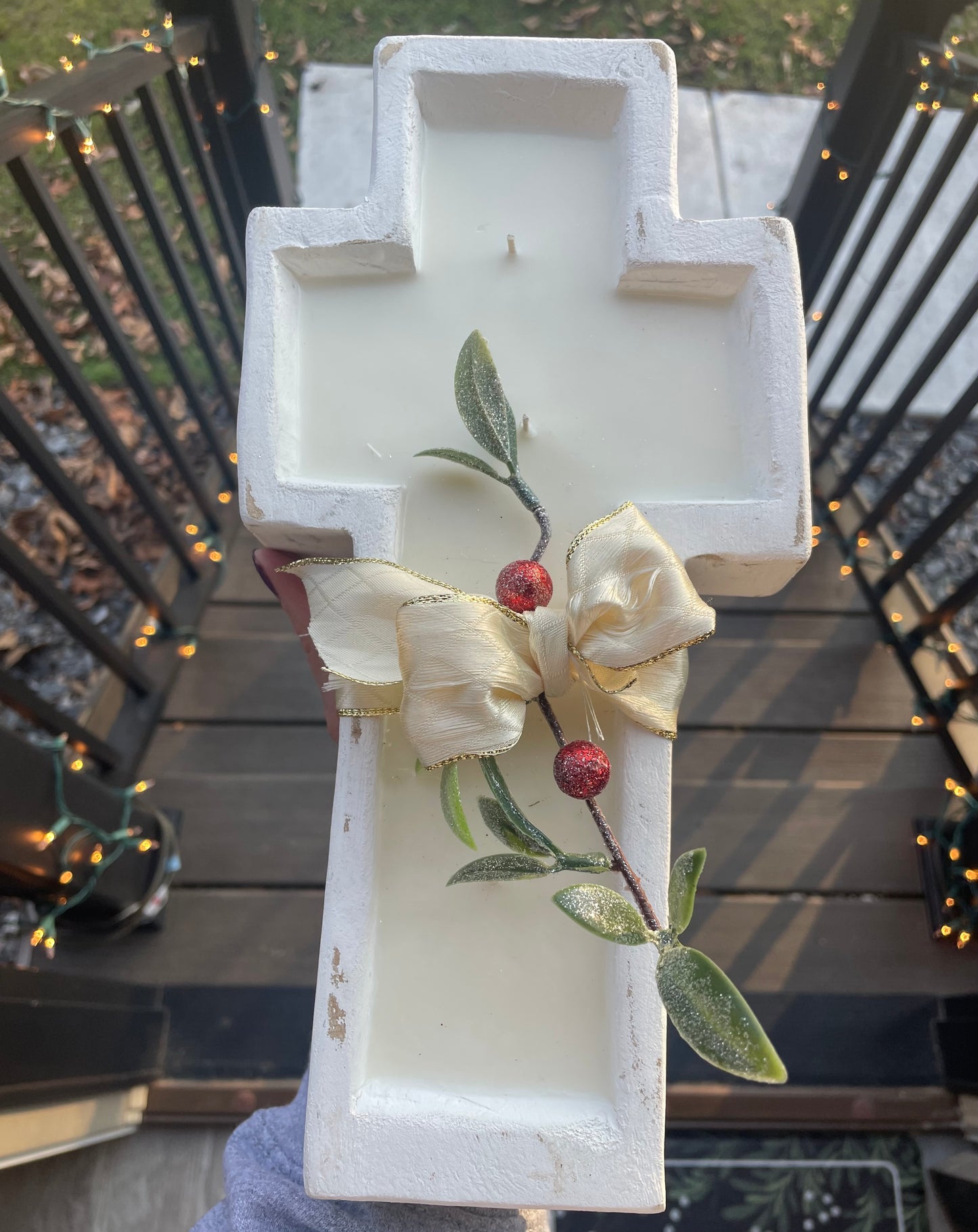Cross Candle